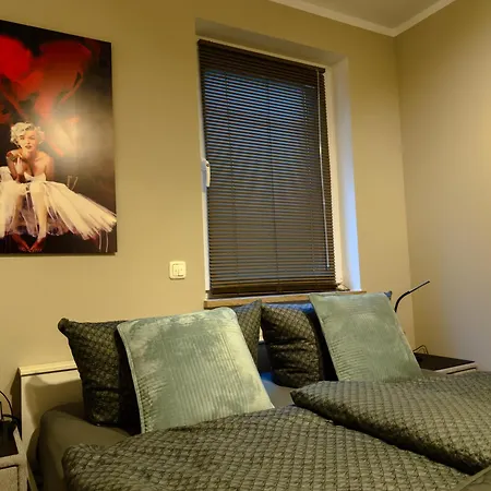 Apartment Ruhig Gelegenes 3-raum App