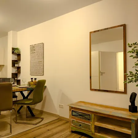 Ruhig Gelegenes 3-raum App Appartement