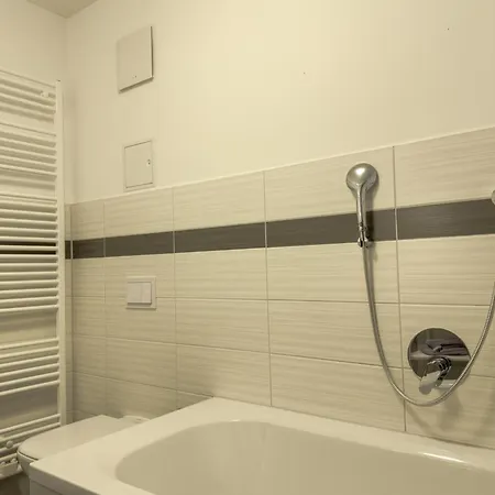 Appartement Ruhig Gelegenes 3-raum App *
