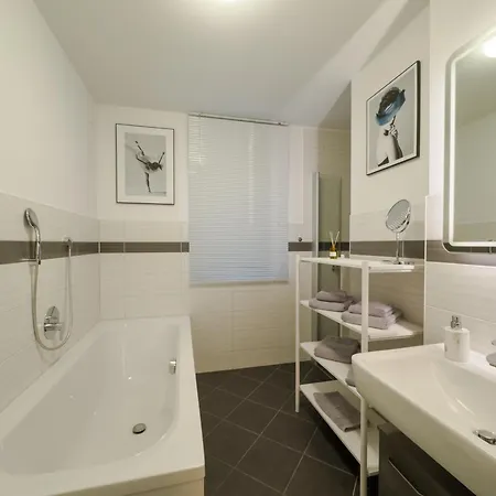 Ruhig Gelegenes 3-raum App Appartement Jena