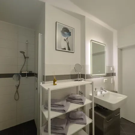 Ruhig Gelegenes 3-raum App Appartement Jena